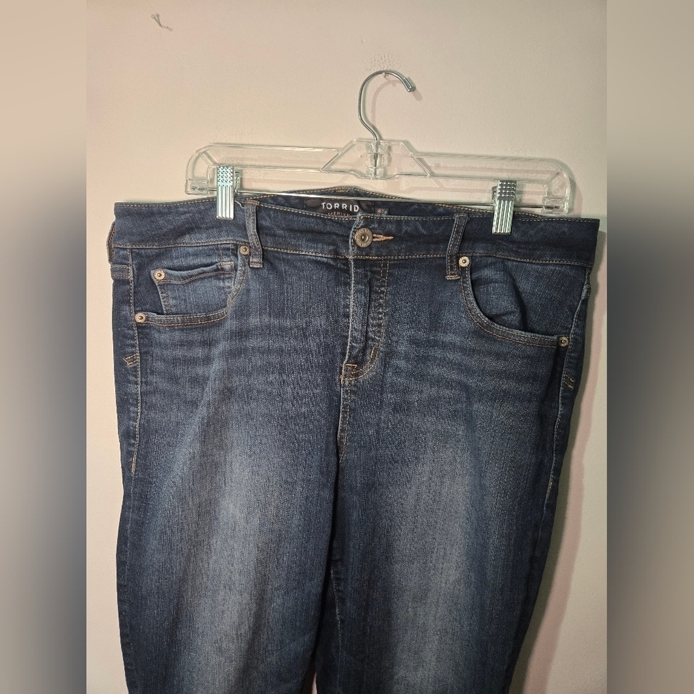 Torrid Premium High Rise Curvy Skinny Women's Denim Blue Jeans - Picture 4 of 8
